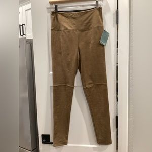 NWT Lysee hi waist faux suede legging size Medium.